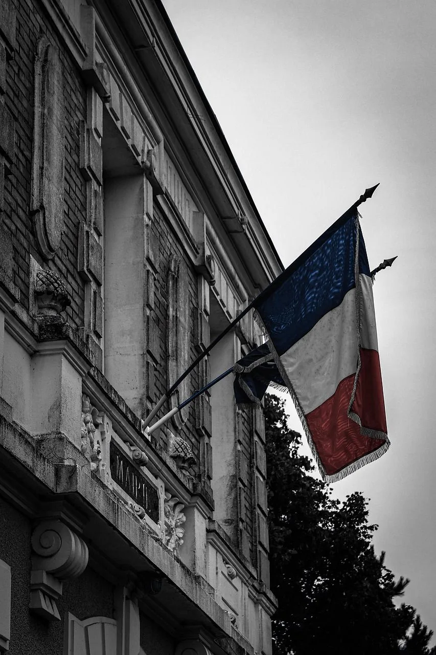 Avocate droit de l'urbanisme Marseille - Méga-décret de simplification : une révolution procédurale au service des collectivités territoriales