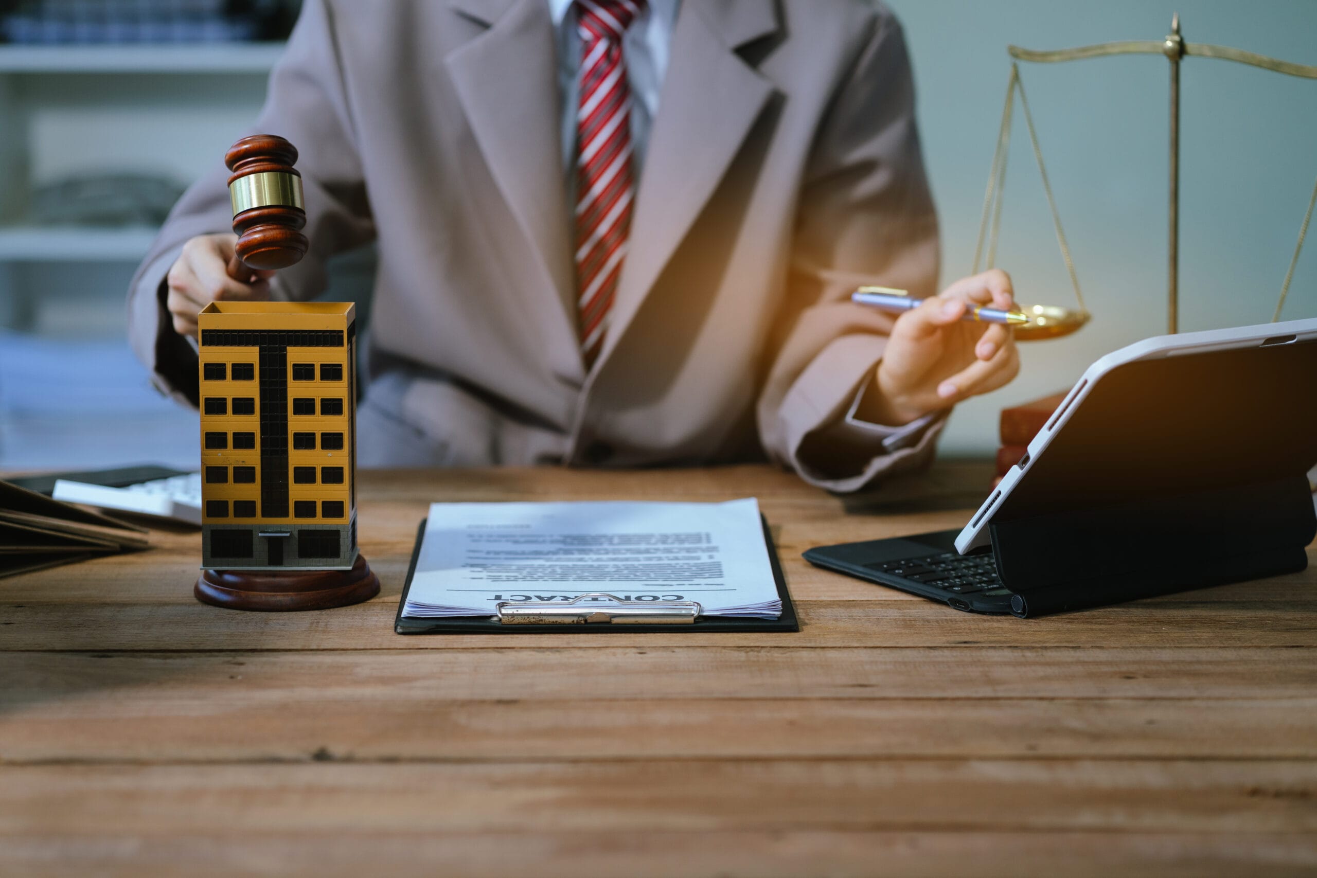 Le rôle d’un avocat en droit de l’urbanisme à Marseille